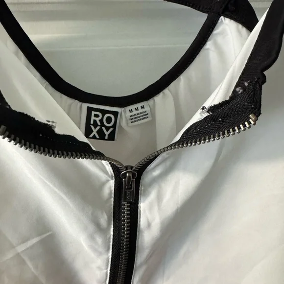 Colorful Geometric Women's Top - Picture 3 of 3